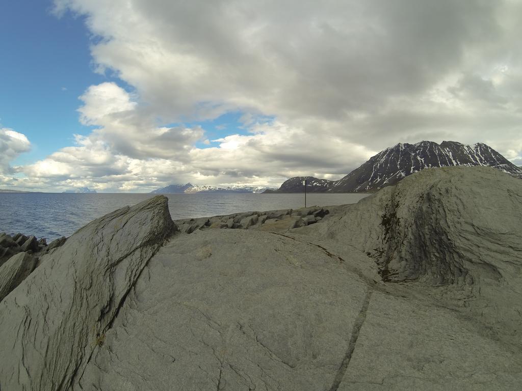 Lyngen Fjordcamp Villa Nord-Lenangen Eksteriør billede